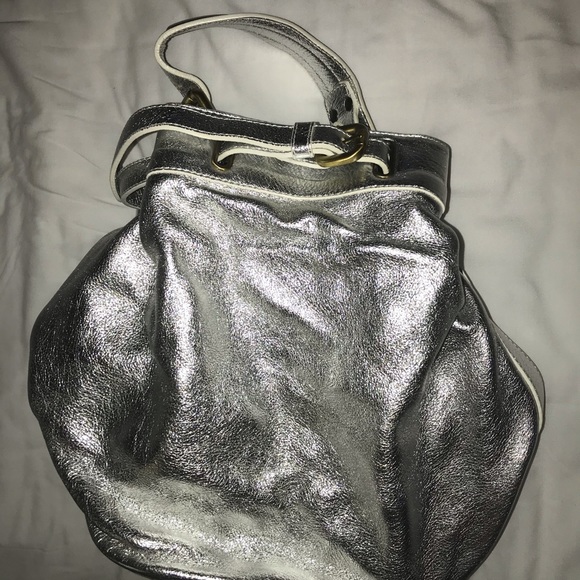 Lauture Chose - Picture 1 of 4